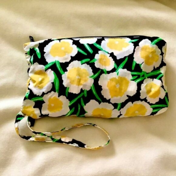 DVF for Target Nylon Packable Yellow Poppy Short Sleeve Hooded Vest - Picture 6 of 6